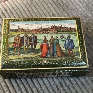 E. Otto Schmidt German Cookie Metal Tin Lebkuchen Shortbread Large Biscuit Box